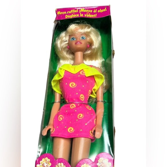 Vintage‎ 1994 Mattel Ruffle Fun Barbie (Brazil Edition) New in Box - Picture 4 of 9